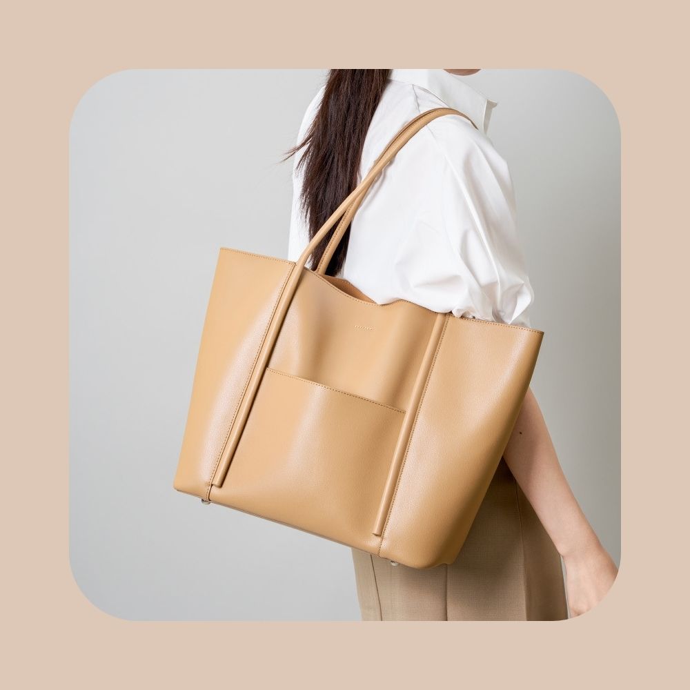 T2 - The Charmion' Tote Bag (2)